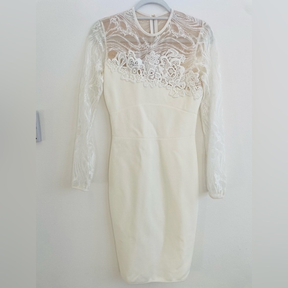 Elie Saab Off white/ Ivory floral lace long sleeve bodycon mini dress 38 NWT - Picture 6 of 11